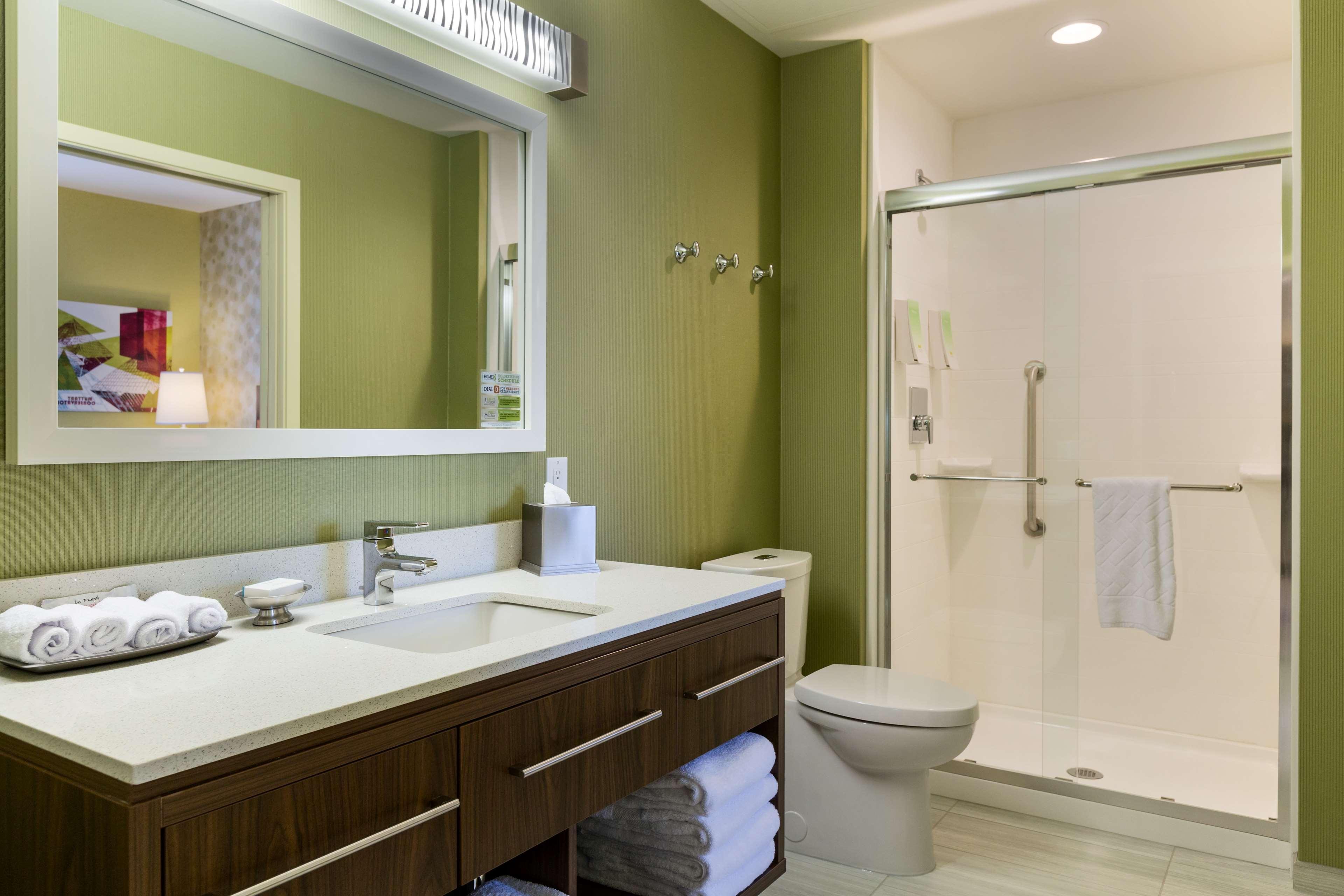 Home2 Suites By Hilton West Edmonton Eksteriør billede